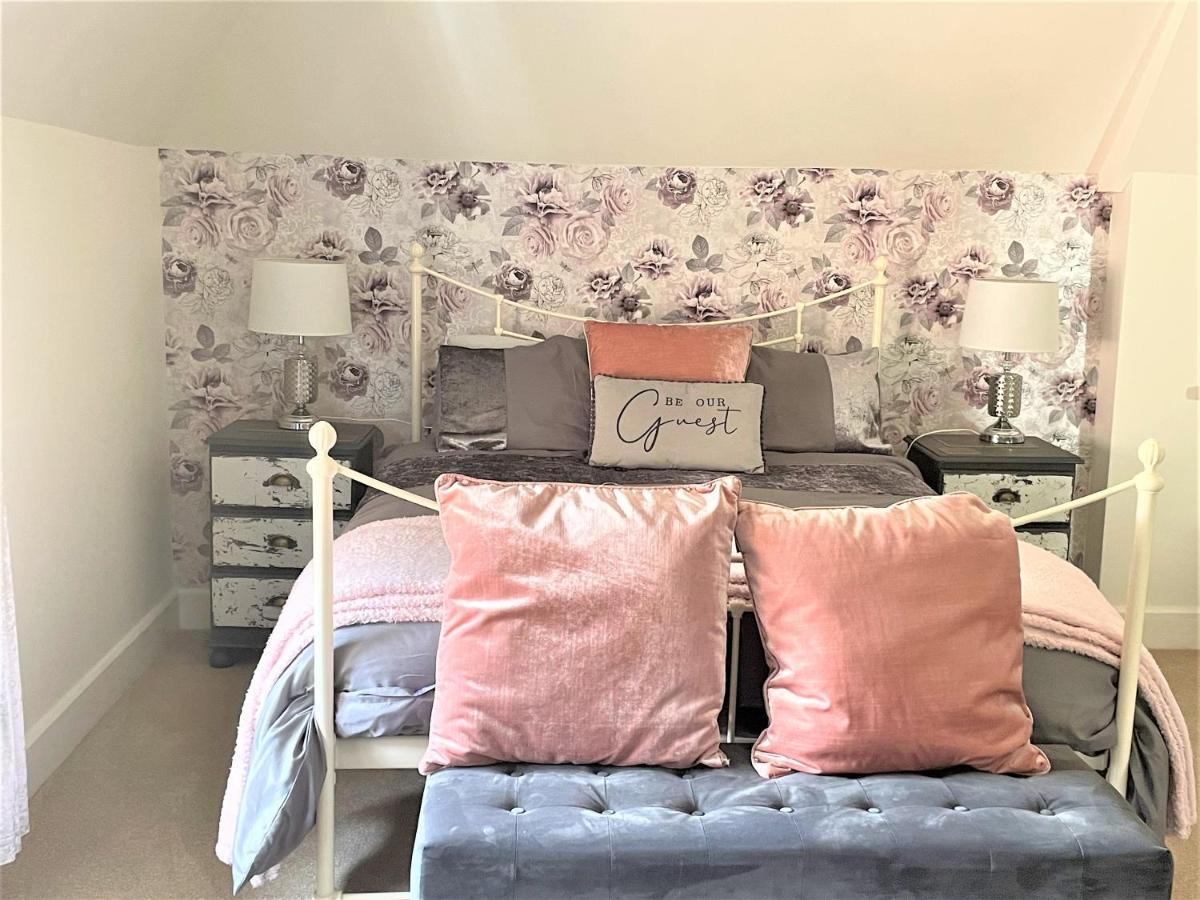 The Dairyman Suite Moreton  Extérieur photo